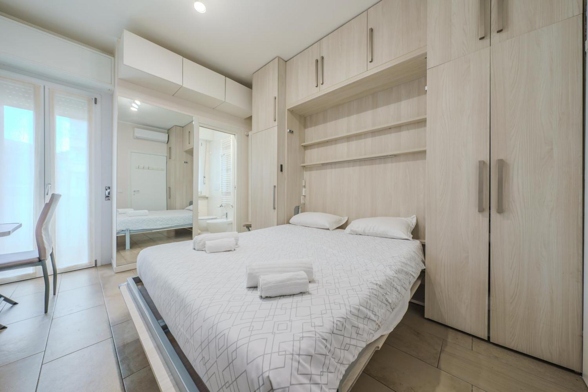 Cristel Apartment - 15 Min Da Milano 科马诺 外观 照片