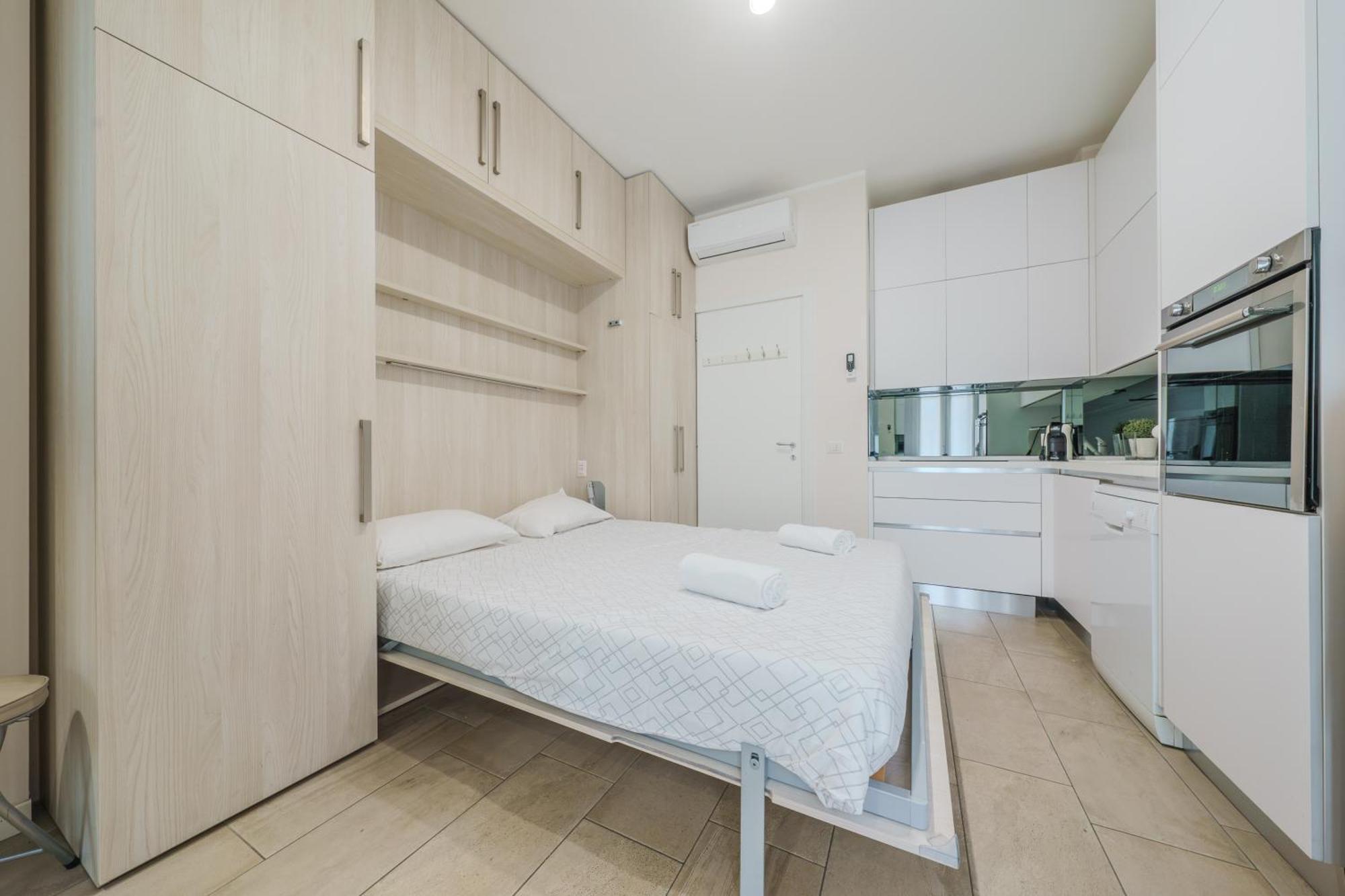 Cristel Apartment - 15 Min Da Milano 科马诺 外观 照片