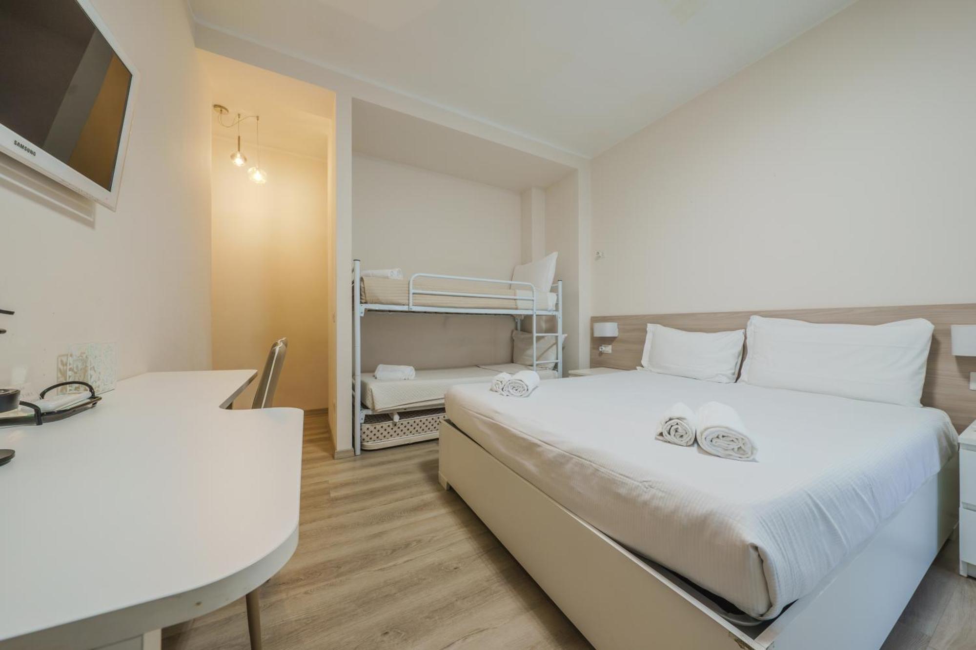 Cristel Apartment - 15 Min Da Milano 科马诺 外观 照片