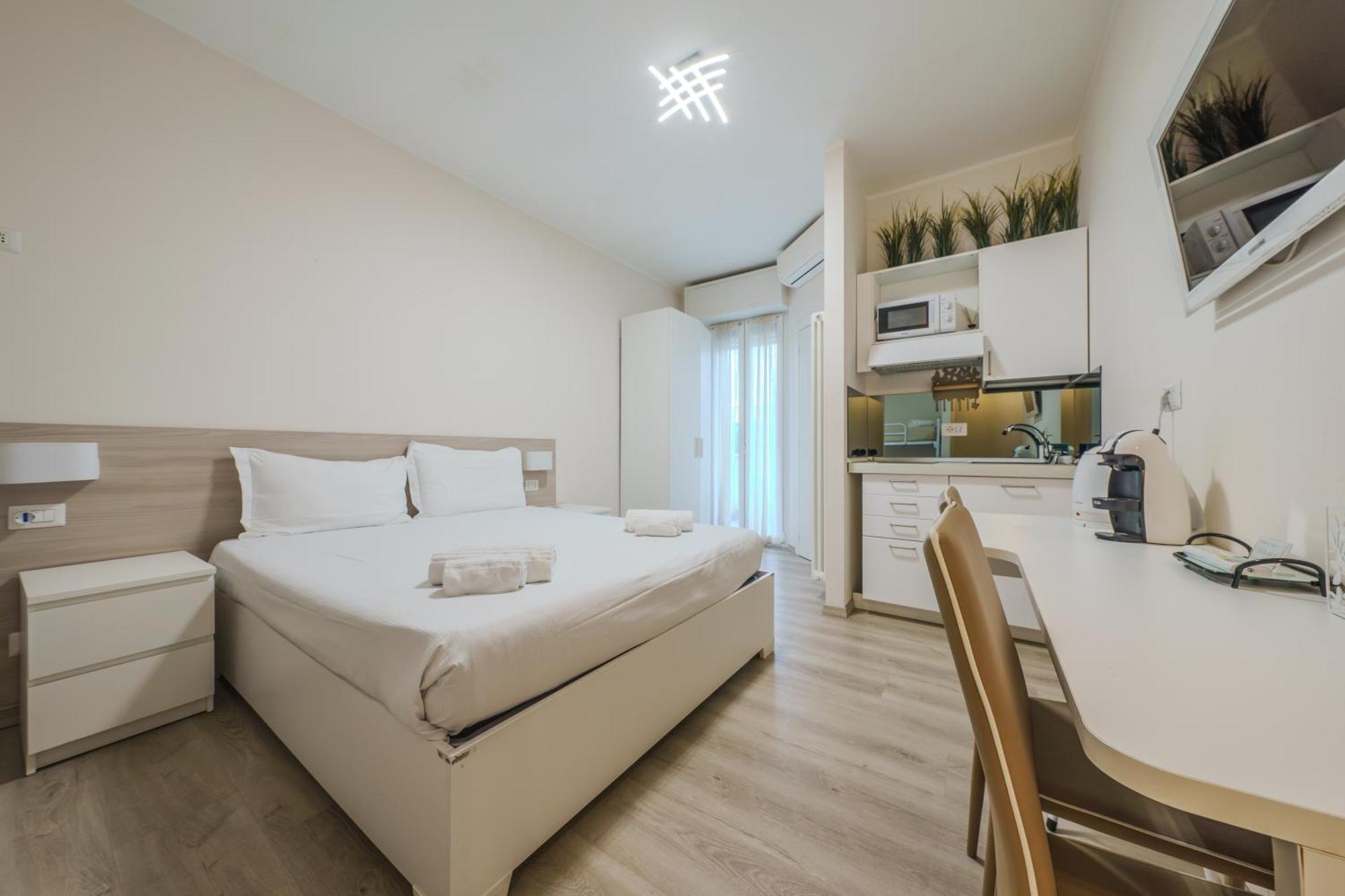 Cristel Apartment - 15 Min Da Milano 科马诺 外观 照片