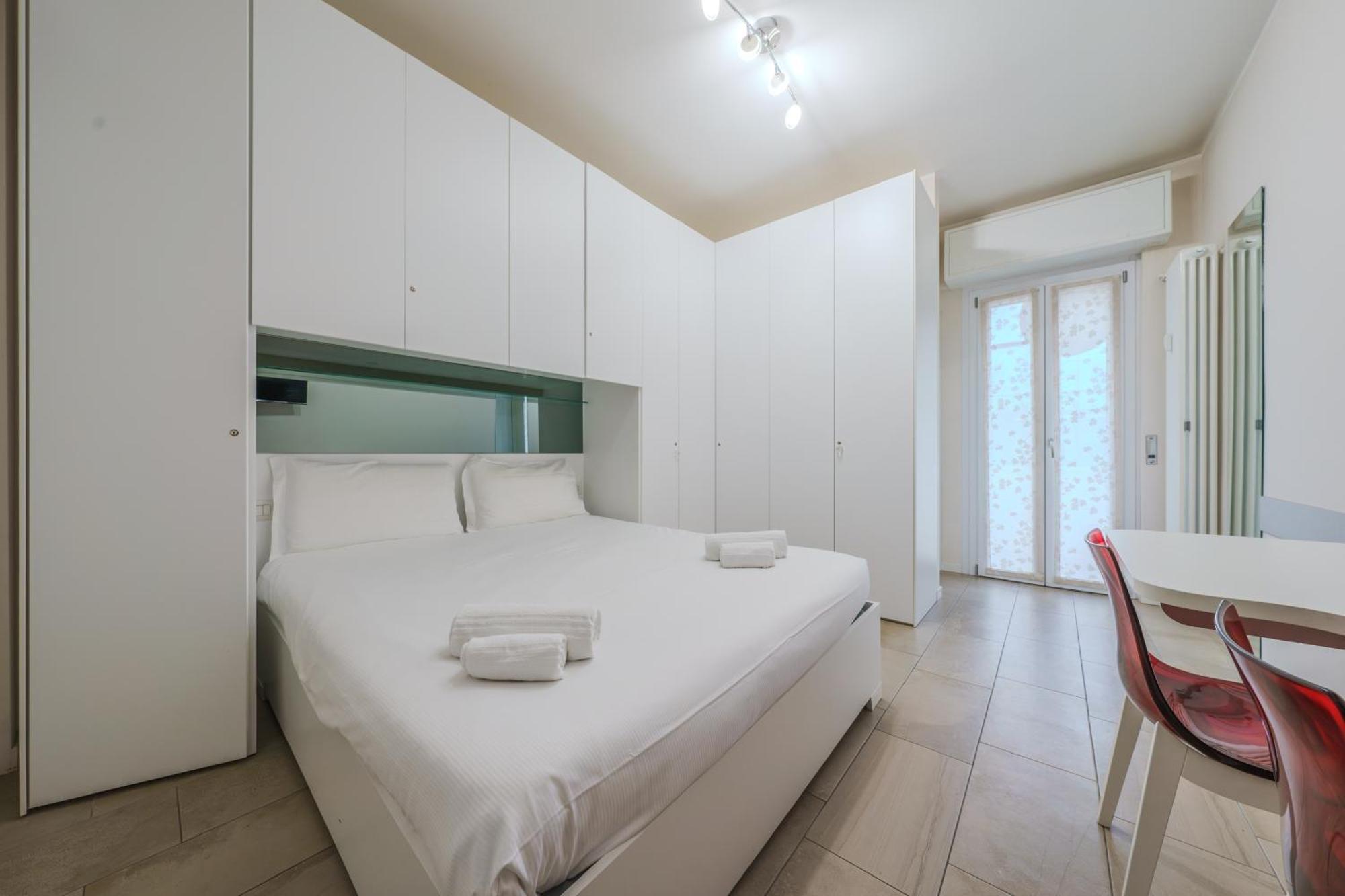 Cristel Apartment - 15 Min Da Milano 科马诺 外观 照片