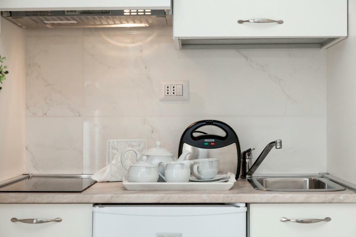 Cristel Apartment - 15 Min Da Milano 科马诺 外观 照片